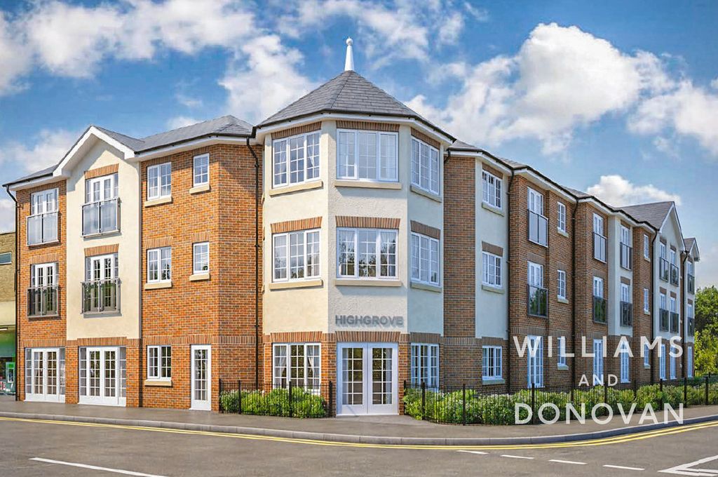 2 bed flat for saleHigh Road, South Benfleet SS7