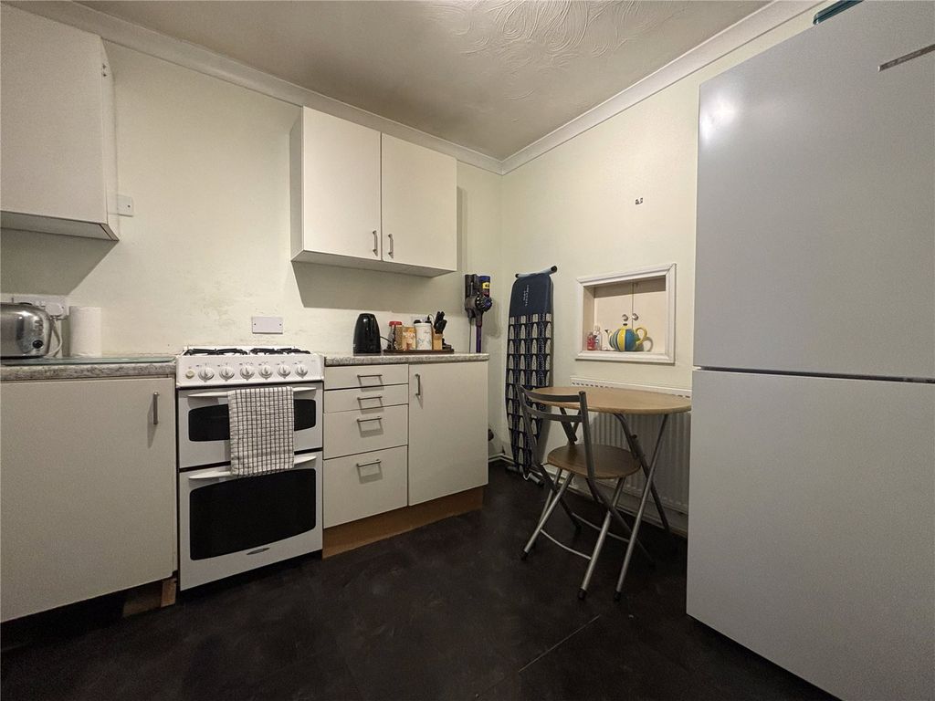 3 bed semi-detached house for saleTrelawn Crescent, Lordswood, Kent ME5 photo 4