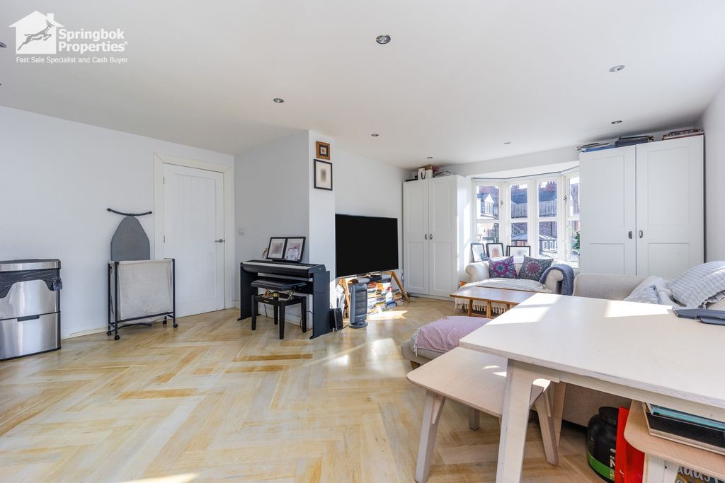 Additional image 5 of 2 bed flat for saleLibrary Place, 44 London Road, Alderley Edge, Cheshire SK9