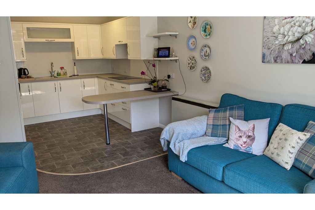 Additional image 9 of 1 bed flat for saleHigh Street, Abbots Langley WD5