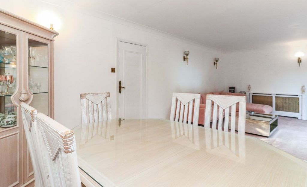 Additional image 8 of 3 bed bungalow for saleGallows Hill Lane, Abbots Langley WD5