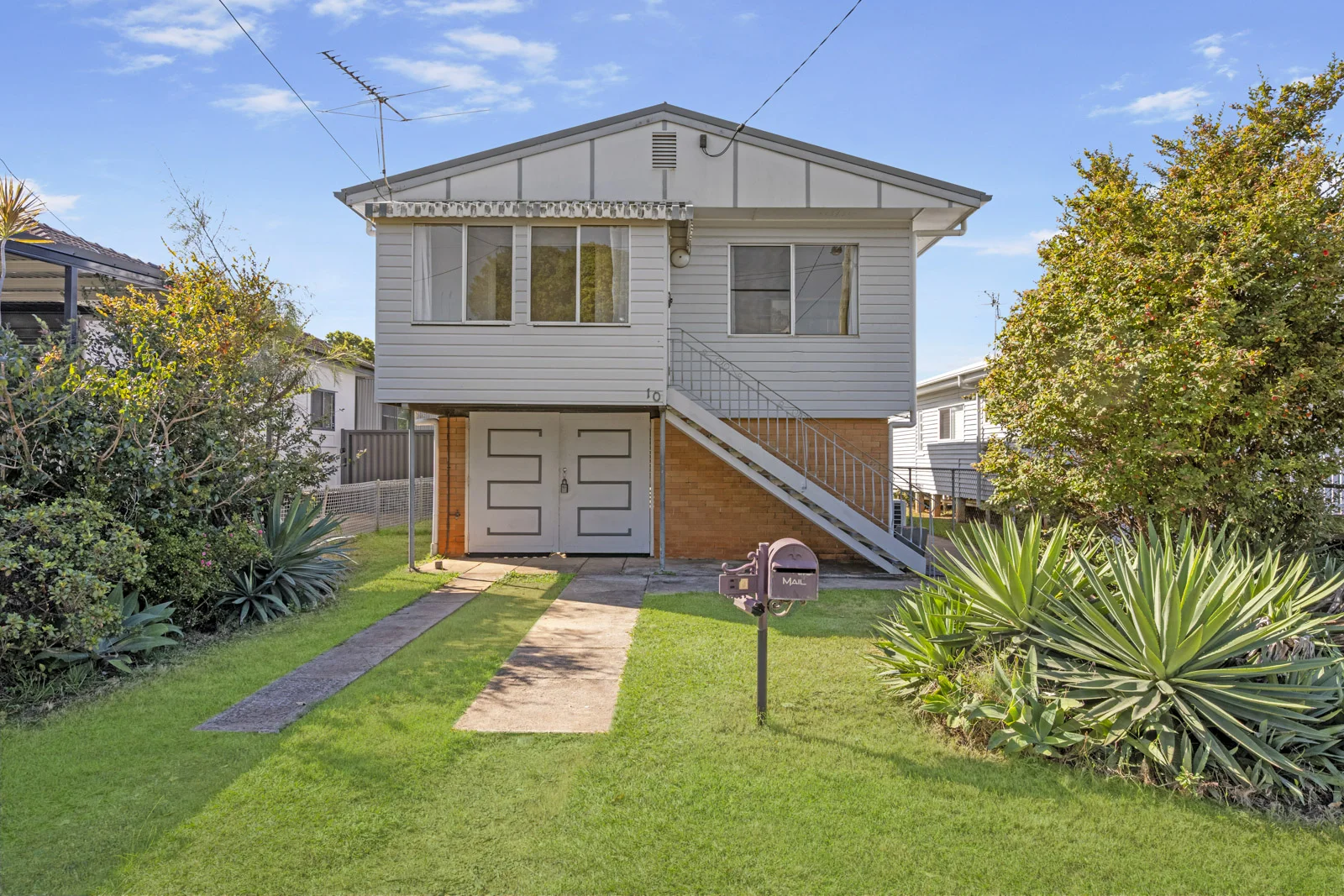 10 Campbell Street, Scarborough QLD 4020