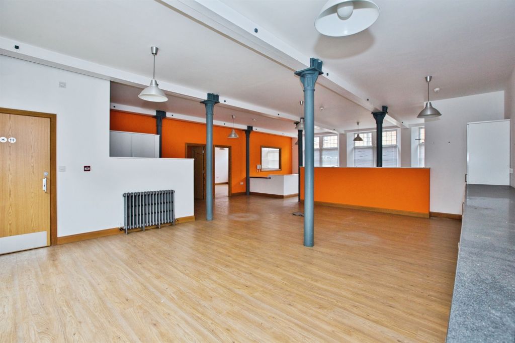 Additional image 3 of 2 bed flat for saleAbbey Street, Crewkerne TA18