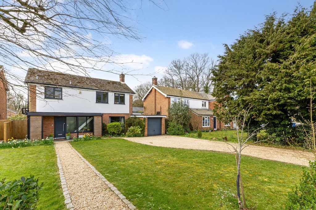 4 bed detached house for saleAsh Grove, Amersham, Buckinghamshire HP6