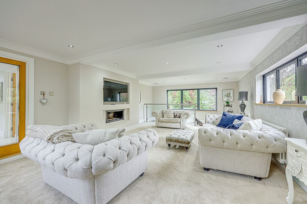 Additional image 7 of 5 bed detached house for saleBowers Road, Benfleet SS7