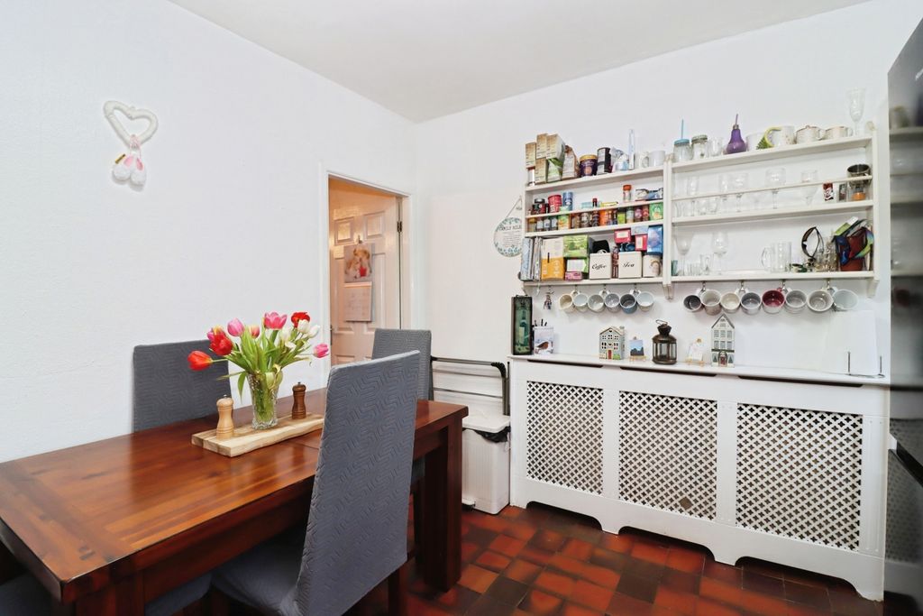Additional image 4 of 2 bed terraced house for saleSpital Gardens, Chesterfield, Derbyshire S41