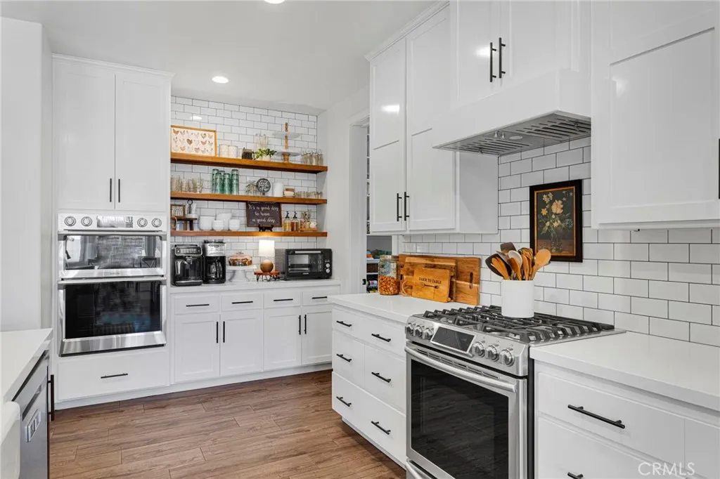 Additional image 15 of 8421 Macron St, Oak Hills, CA 92344