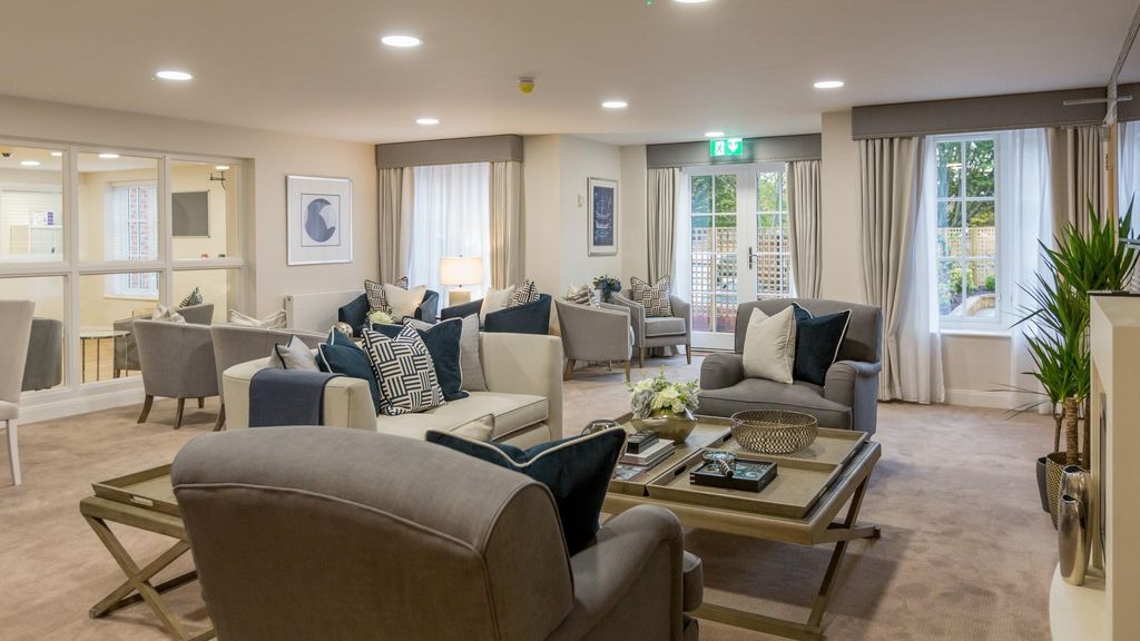 Additional image 15 of 2 bed flat for sale59-61 The Broadway, Amersham HP7