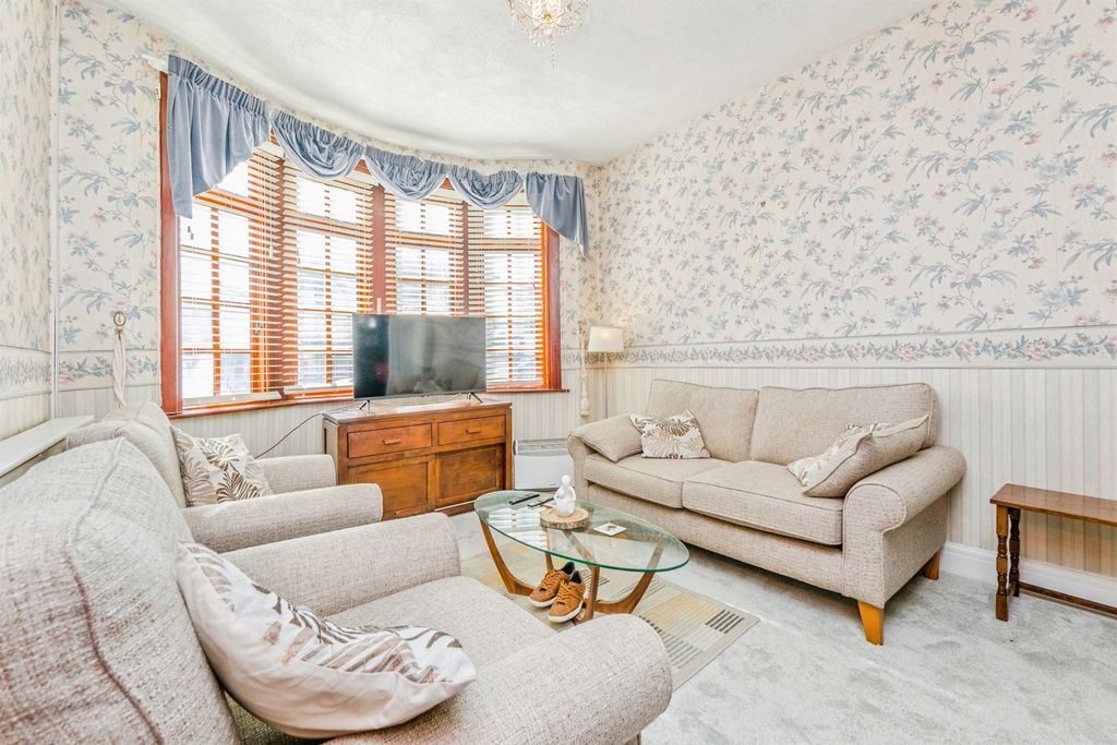 Additional image 3 of 3 bed semi-detached house for saleDownton Rise, Rumney, Cardiff CF3