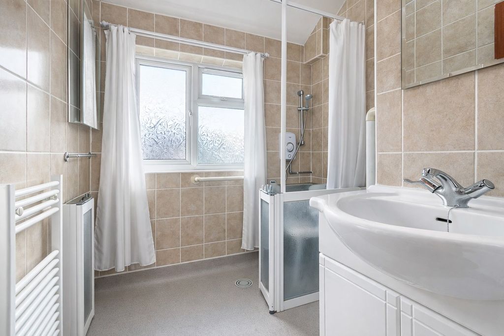 Additional image 10 of 3 bed terraced house for salePark Drive, Baldock SG7