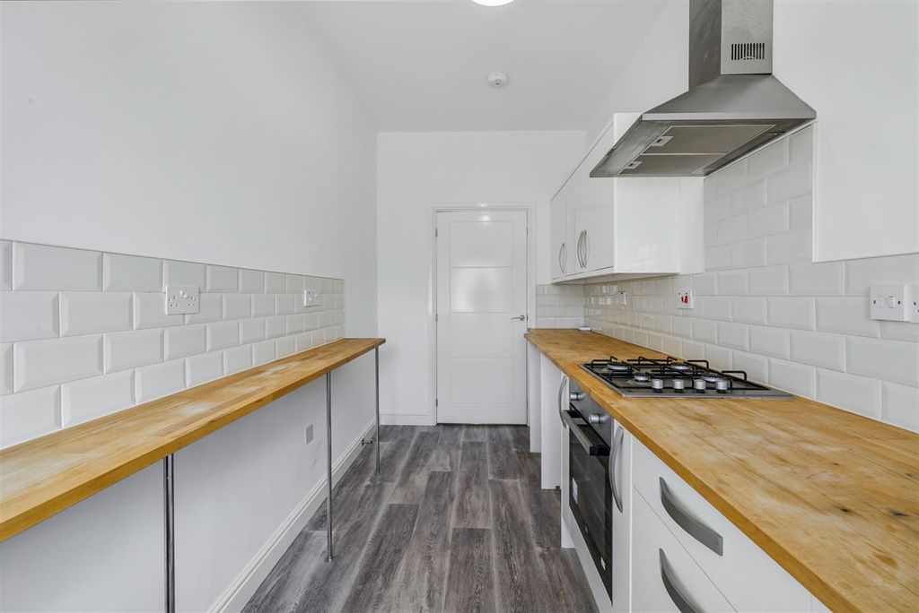 Additional image 10 of 2 bed flat for saleDerby Road, Long Eaton NG10