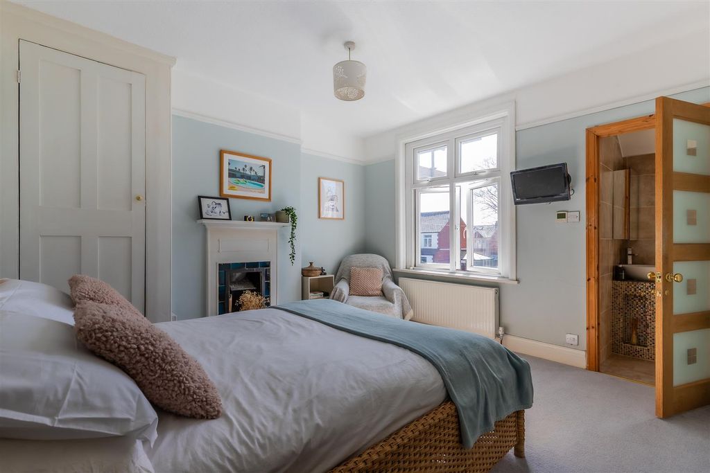 Additional image 11 of 4 bed terraced house for saleAxminster Road, Penylan, Cardiff CF23