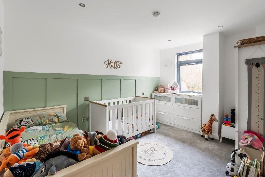 Additional image 11 of 2 bed flat for saleDeepdene Avenue, Dorking RH5