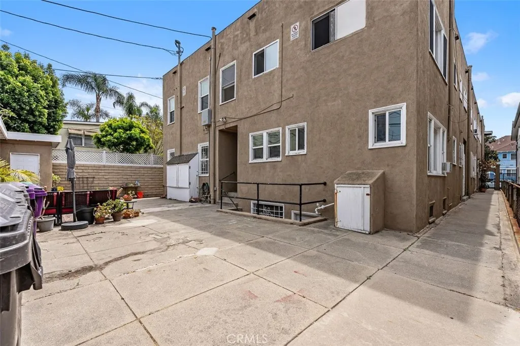 Additional image 54 of 1109 E 1st St Unit 7, Long Beach, CA 90802