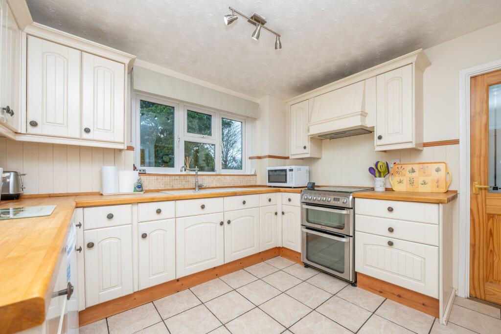 Additional image 4 of Victoria Way, Bidford-on-Avon, Alcester, B50