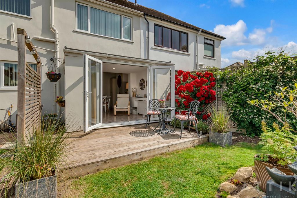 Additional image 19 of 4 bed semi-detached house for saleUpper Avenue, Halesworth IP19