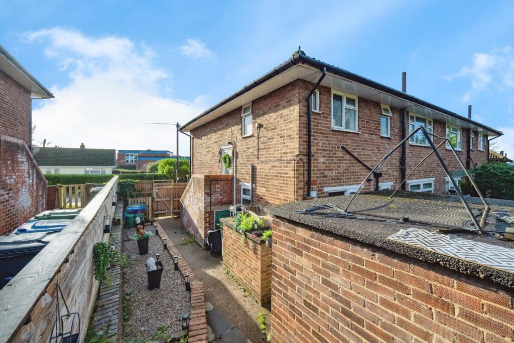 Additional image 17 of Chestnut Avenue, Tamworth, Staffordshire, B79