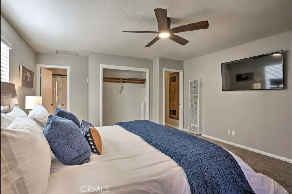 Additional image 13 of 304 E Fairway Blvd, Big Bear City, CA 92314