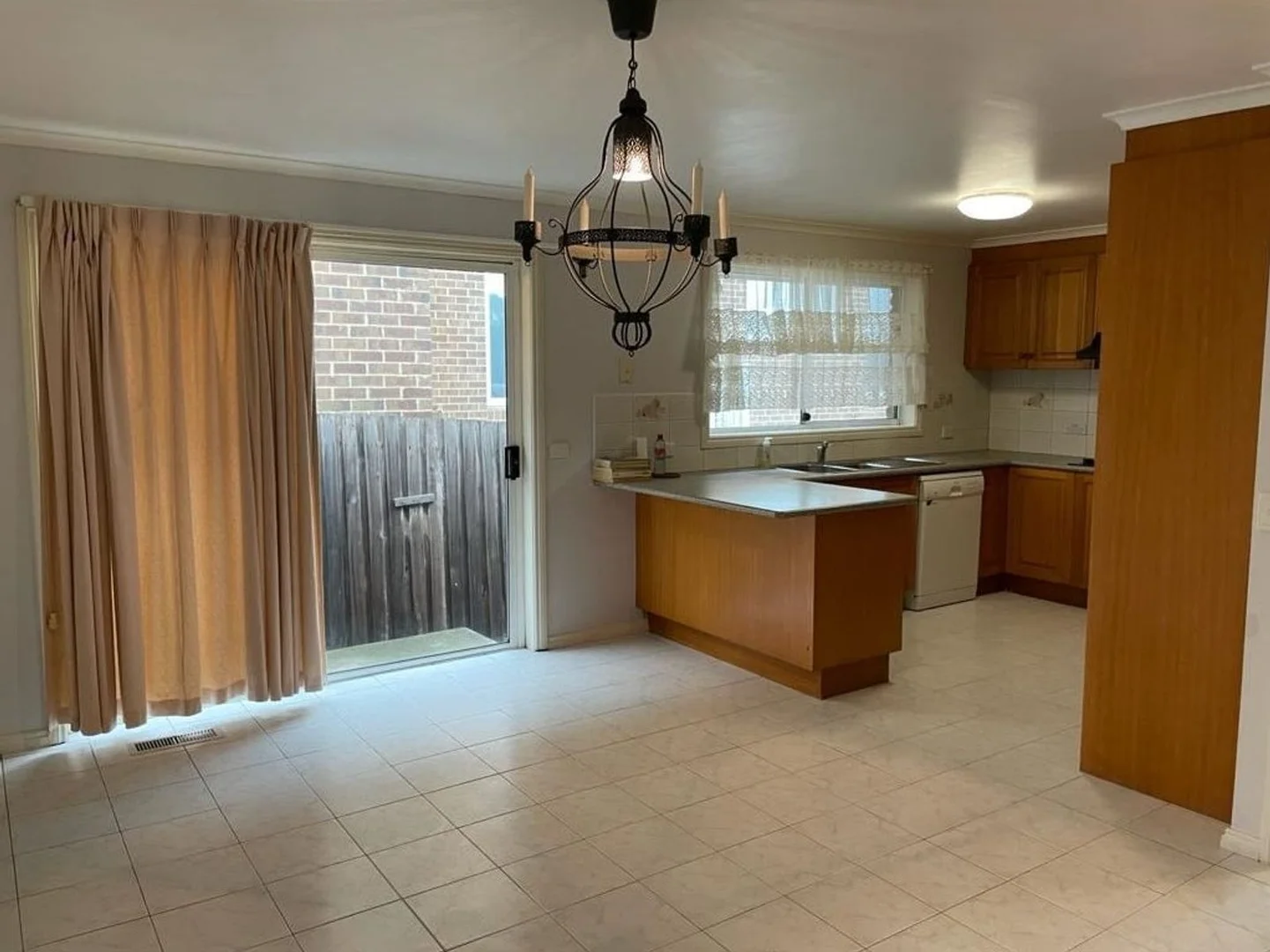 Additional image 5 of 1/21 Fairhills Parade, Glen Waverley VIC 3150
