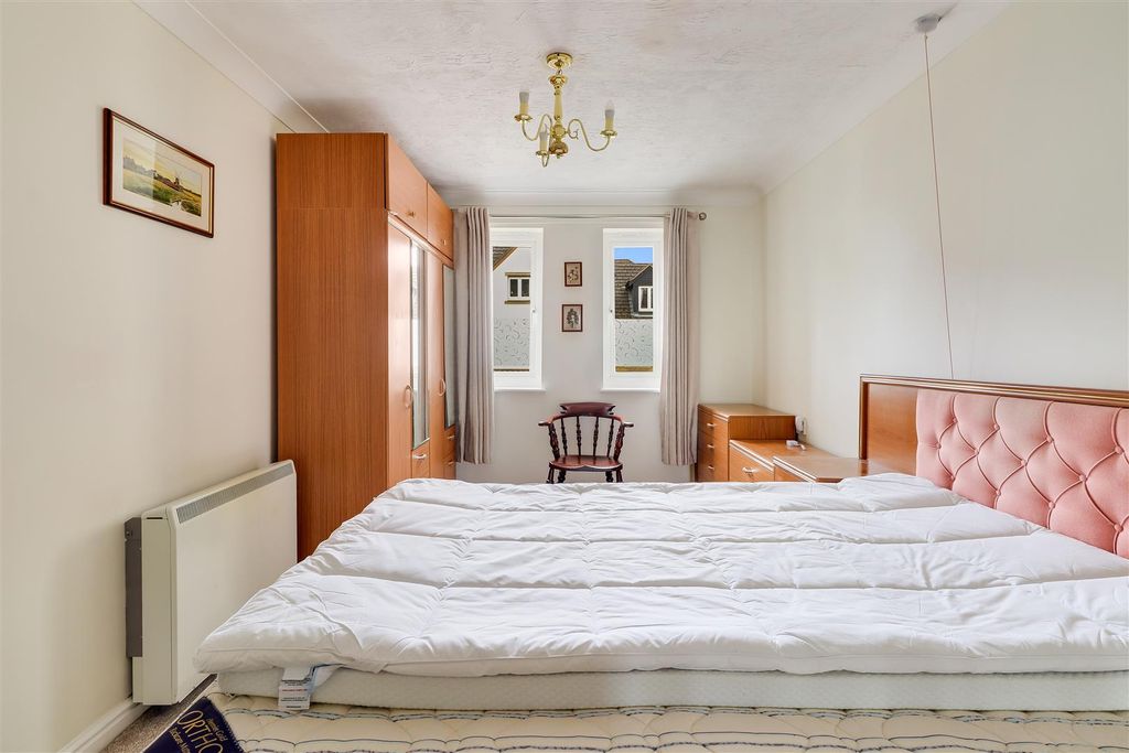 Additional image 14 of 2 bed flat for saleUnion Lane, Chesterton, Cambridge CB4