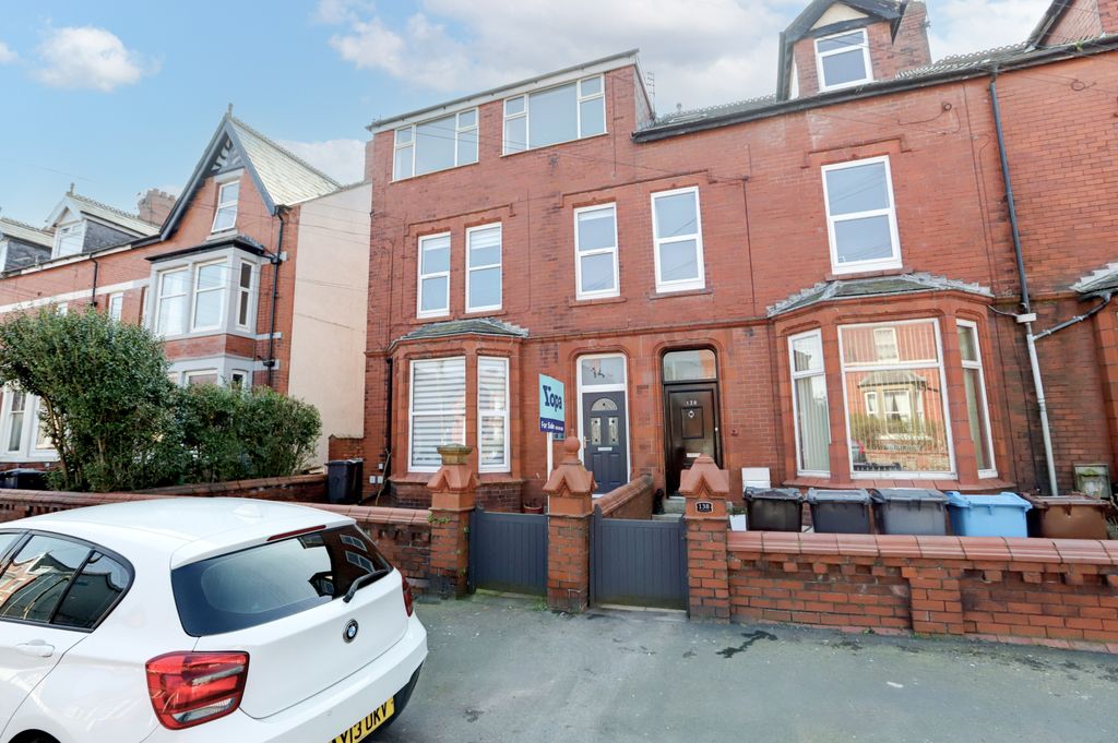 3 bed maisonette for saleSt. Andrews Road South, Lytham St. Annes FY8