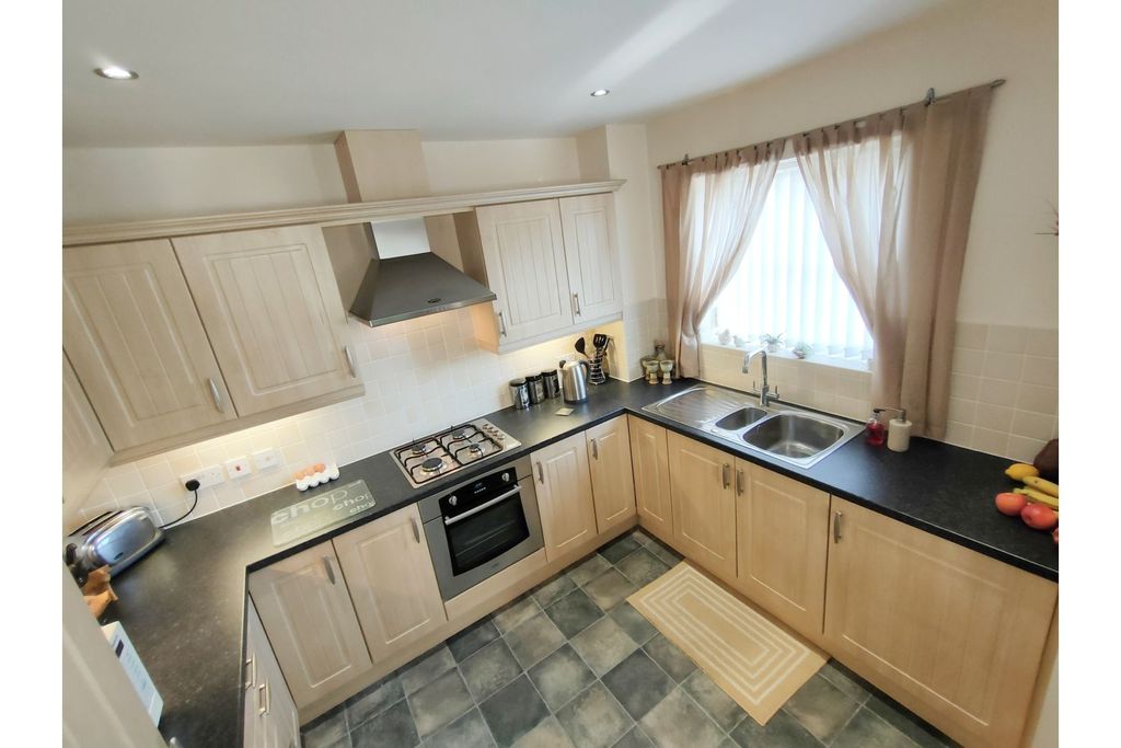 Additional image 8 of 2 bed flat for saleSwain Court, Darlington DL2