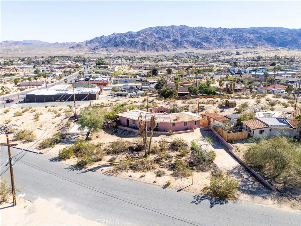 Additional image 37 of 73666 Desert Trail Dr, 29 Palms, CA 92277