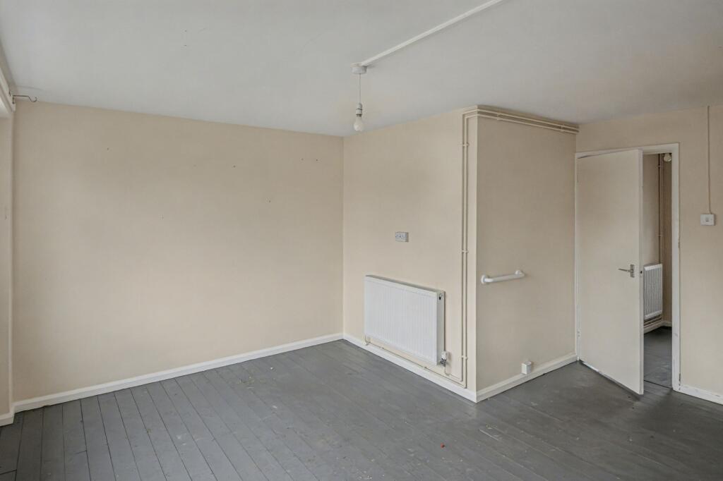 Additional image 6 of 61 Wellington Flats, Salthouse Lane, Yeovil, Somerset, BA20 1TY