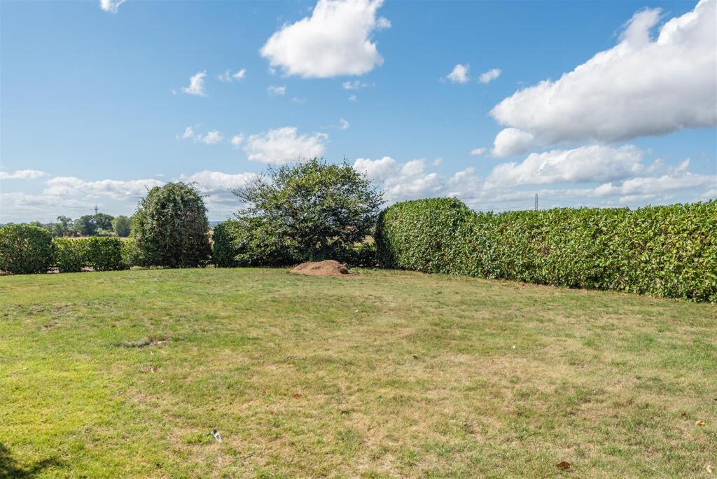 Additional image 42 of Dunnimere Farm, Portway Lane, Wiggington