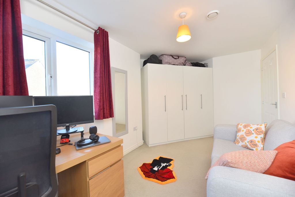 Additional image 13 of 2 bed flat for saleHawking Drive, Biggleswade SG18