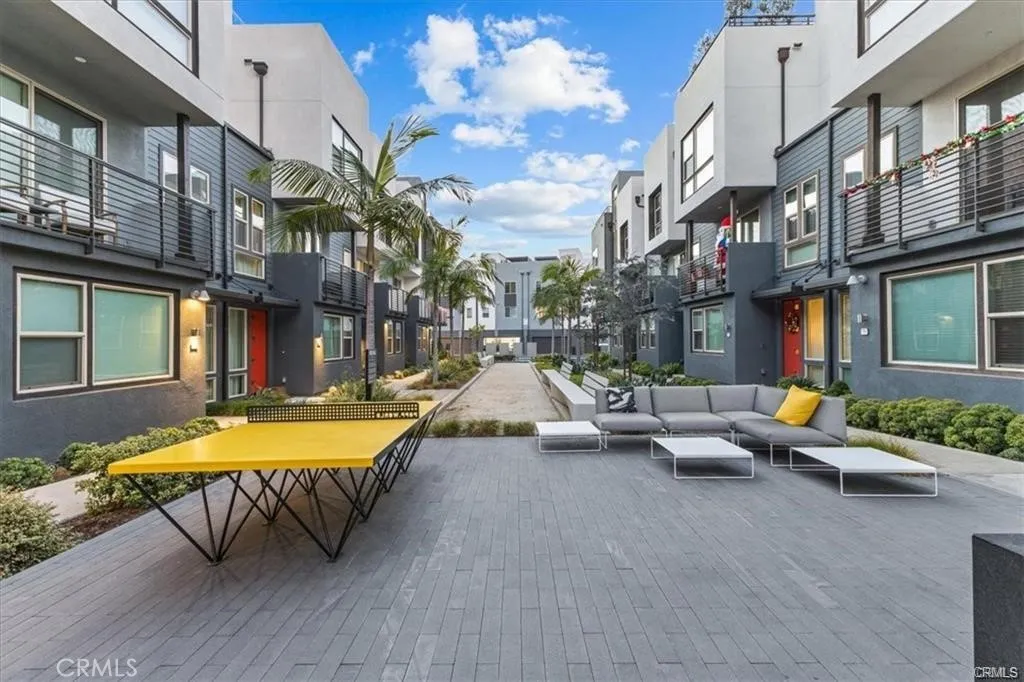 Additional image 74 of 302 Placemark, Irvine, CA 92614