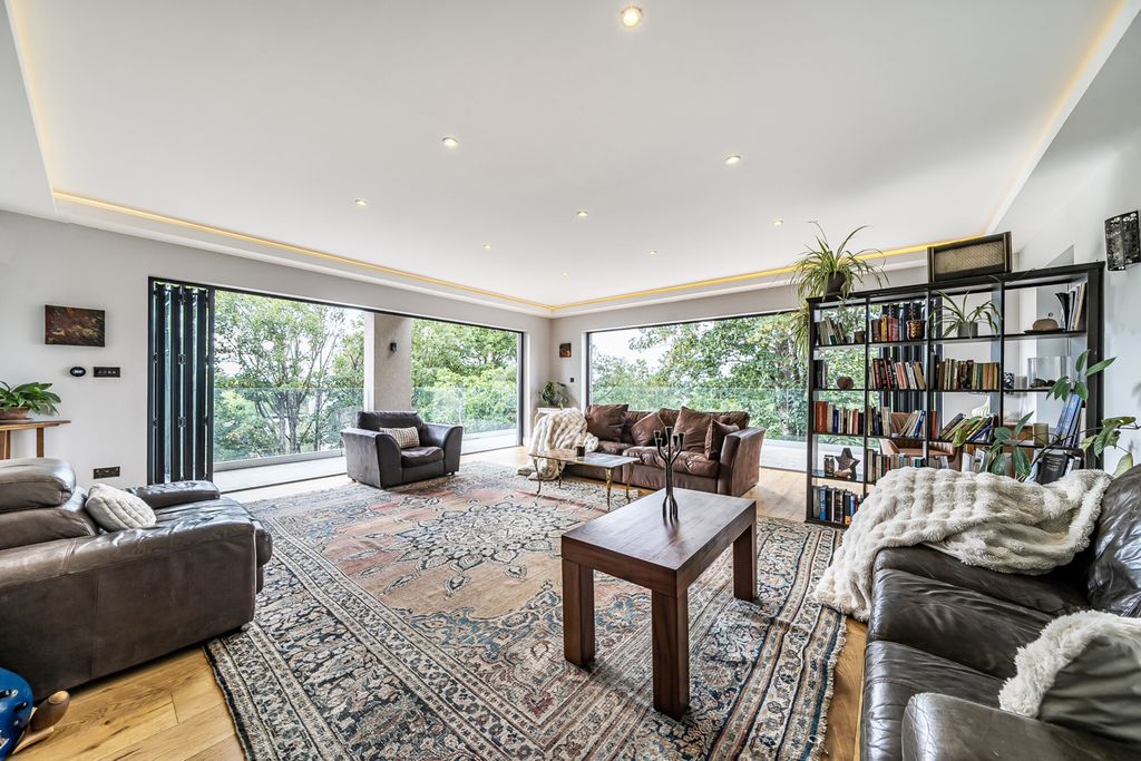 Additional image 51 of 5 bed detached house for saleFremantle Road, Belvedere DA17