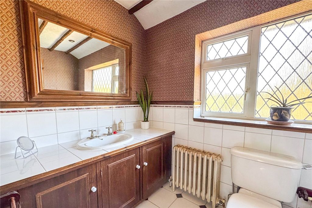 Additional image 10 of 4 bed detached house for saleWinton Road, Aldershot, Hampshire GU11