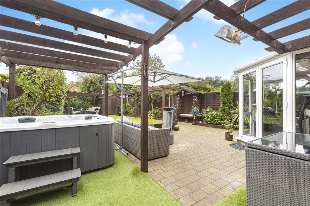 Additional image 18 of The Shaws, Welwyn Garden City, AL7