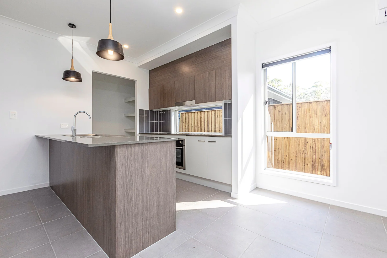 7 Magnolia St, Pallara QLD 4110 photo 4