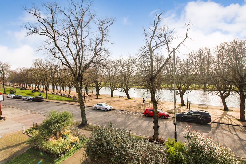 Additional image 4 of 2 bed flat for saleThe Embankment, Bedford MK40