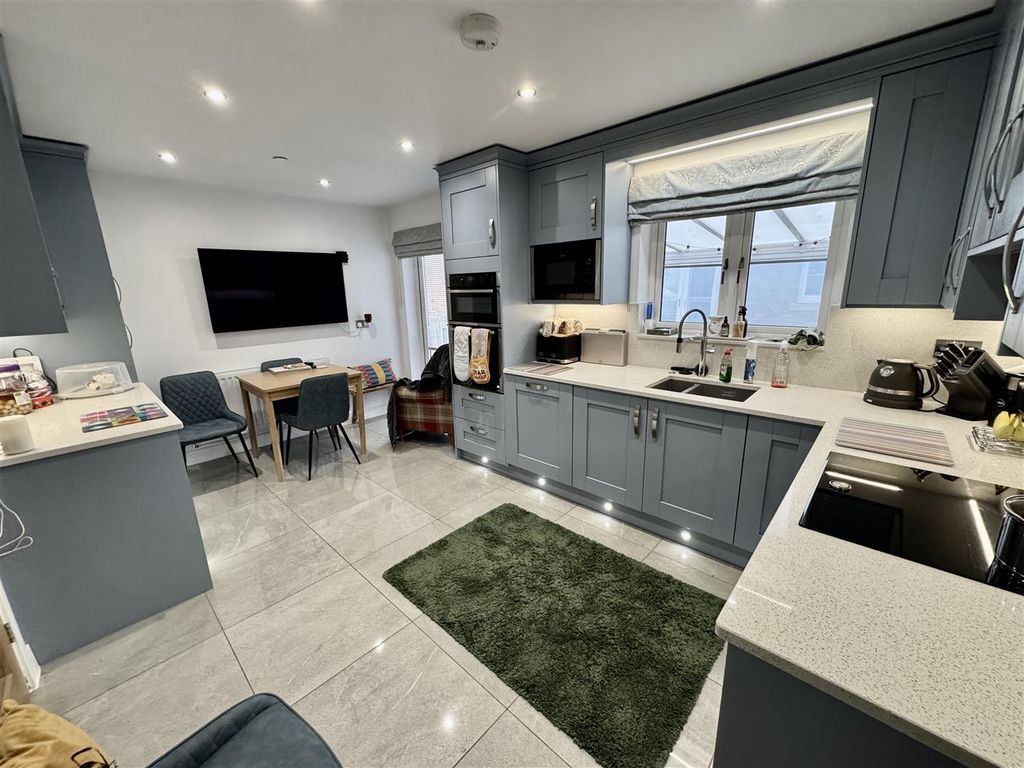 Additional image 3 of 3 bed detached bungalow for saleLlys Tir Nant, Tycroes, Ammanford SA18