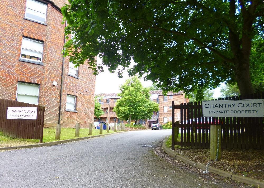 Chantry Court, Woods Avenue, Hatfield