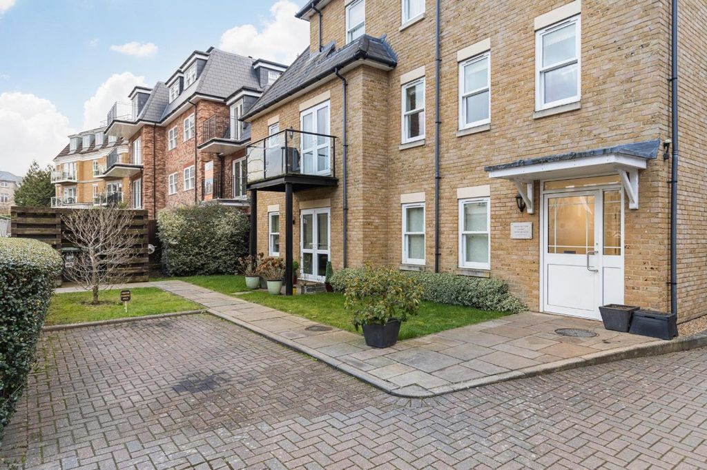 Additional image 19 of 2 bed flat for saleKemerton Road, Beckenham BR3