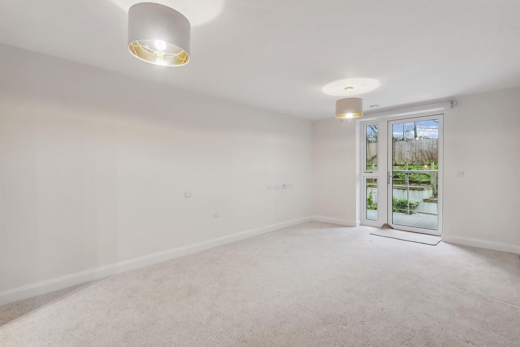 Additional image 2 of 2 bed flat for saleWayfarer Place, The Dean, Alresford SO24
