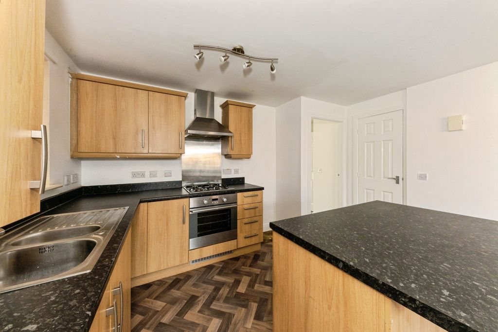 Additional image 9 of 1 bed flat for saleLancaster Drive, Immingham DN40