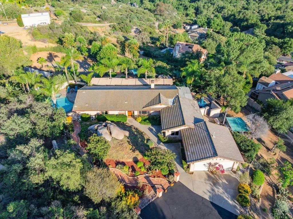 Additional image 3 of 16355 Whispering Oaks Drive, Ramona, CA 92065