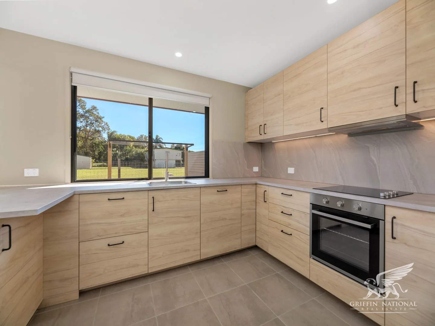 Additional image 3 of 3/8 Railway Pde, Caboolture QLD 4510