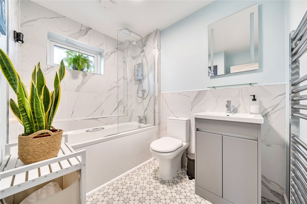 Additional image 15 of 1 bed detached house for saleHawkswell Walk, Woking, Surrey GU21