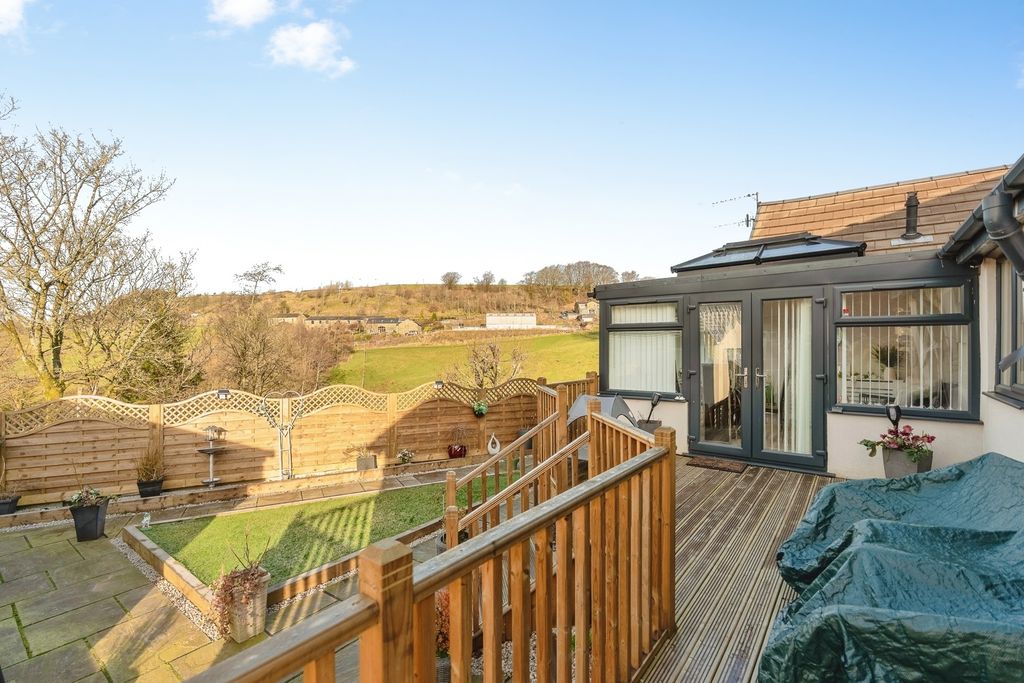 Additional image 2 of 5 bed bungalow for saleGlenborough Avenue, Bacup, Lancashire OL13