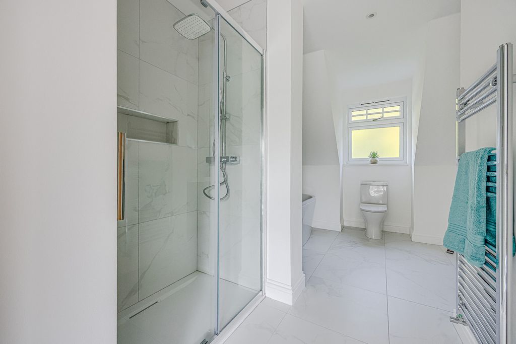 Additional image 29 of 6 bed detached house for saleNashlea Farm, Poors Lane North, Benfleet SS7