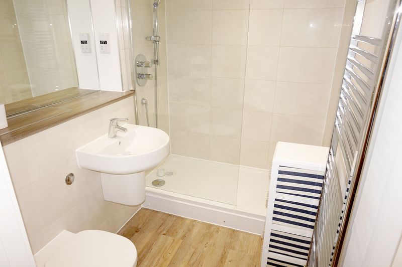 2 bed flat for saleWeir Road, Bexley DA5 photo 4