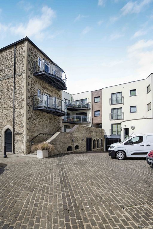 Additional image 16 of 2 bed flat for saleThe Old Gaol, Abingdon OX14