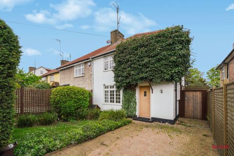 Halliwick Road, London N10