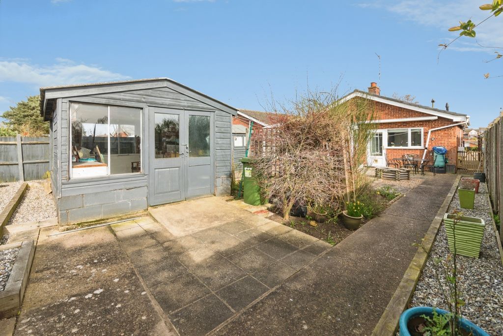 Additional image 16 of 3 bed bungalow for saleDorothy Hodgkin Court, Beccles NR34